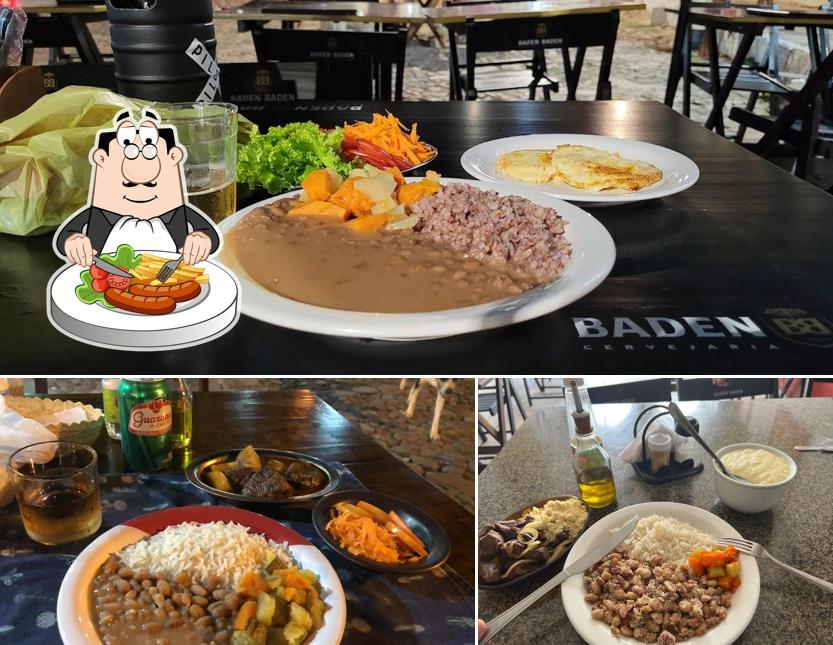 Comida em Restaurante Cozinha Do Rição