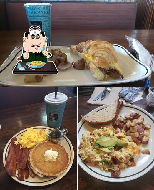 Corner Bakery, 153 E City Ave in Bala Cynwyd Restaurant menu and reviews