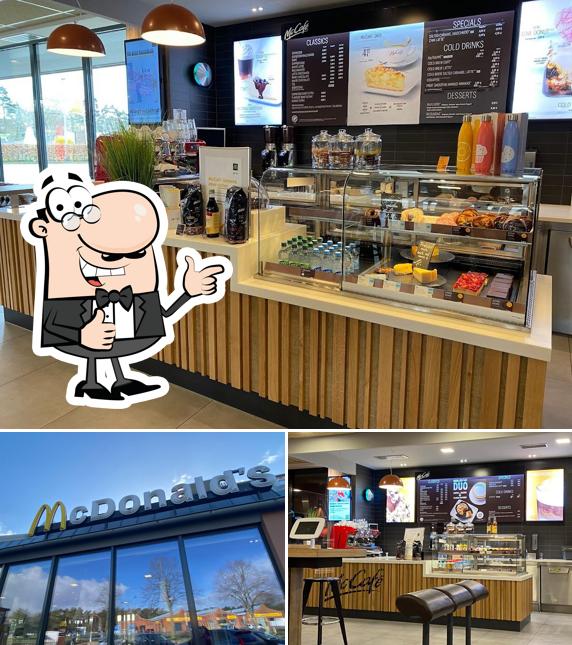 Взгляните на снимок фастфуда "McDonald's"