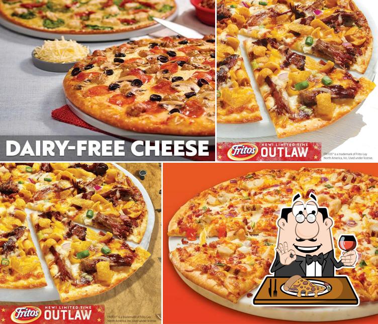 Papa Murphy's Take 'N' Bake Pizza, 1612 S Broadway St in New Ulm