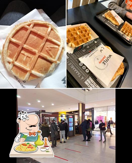 L’image de la nourriture et extérieur concernant Waffle Factory