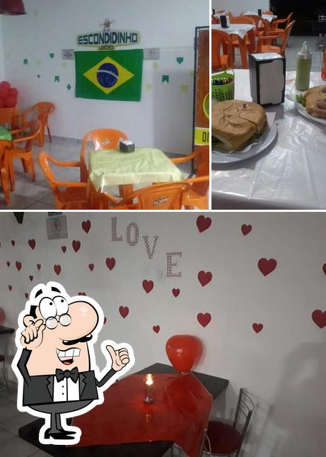 O interior do Disk Lanche Escondidinho