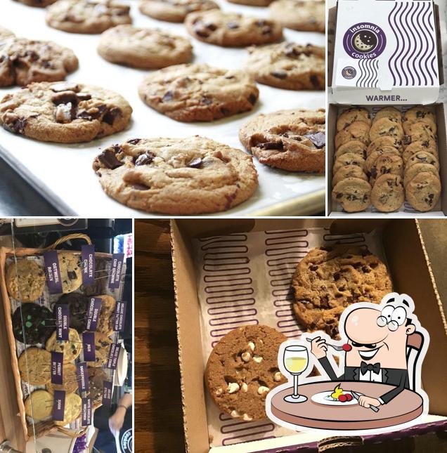 insomnia cookies in evanston restaurant menu and reviews