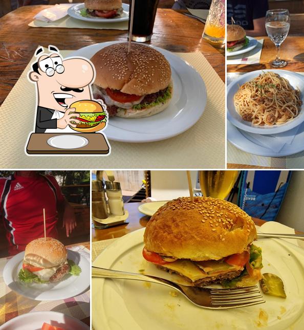 Commandez un hamburger à Bistro pojata