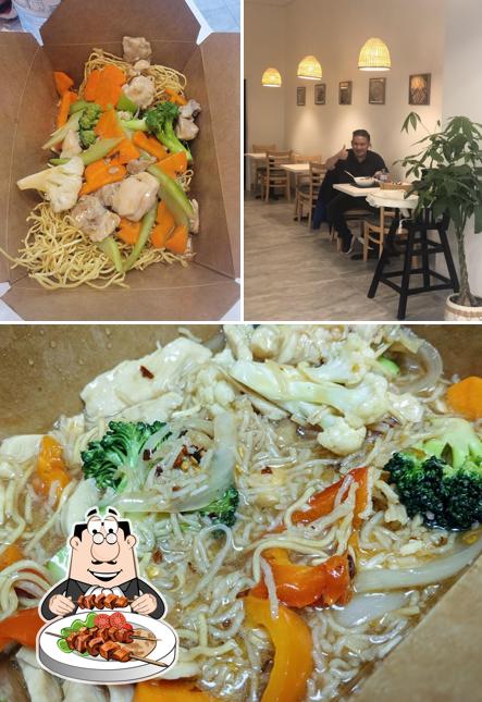 Это снимок, где изображены еда и внутреннее оформление в Vina Taste Vietnamese Restaurant