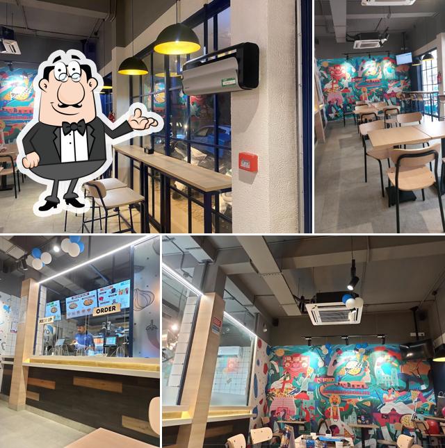 The interior of Domino's Pizza Muvattupuzha