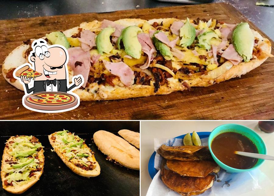 Tortas Gigantes el Enmascarado in Houston Restaurant menu and reviews