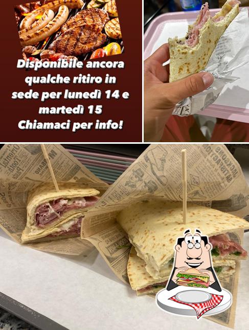 Pick a sandwich at IL PIADISTA - SULLE NOTE DEL GUSTO
