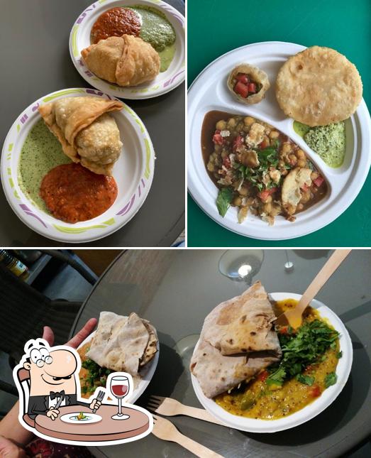Еда в "Hariprasad Samosa&Curry"
