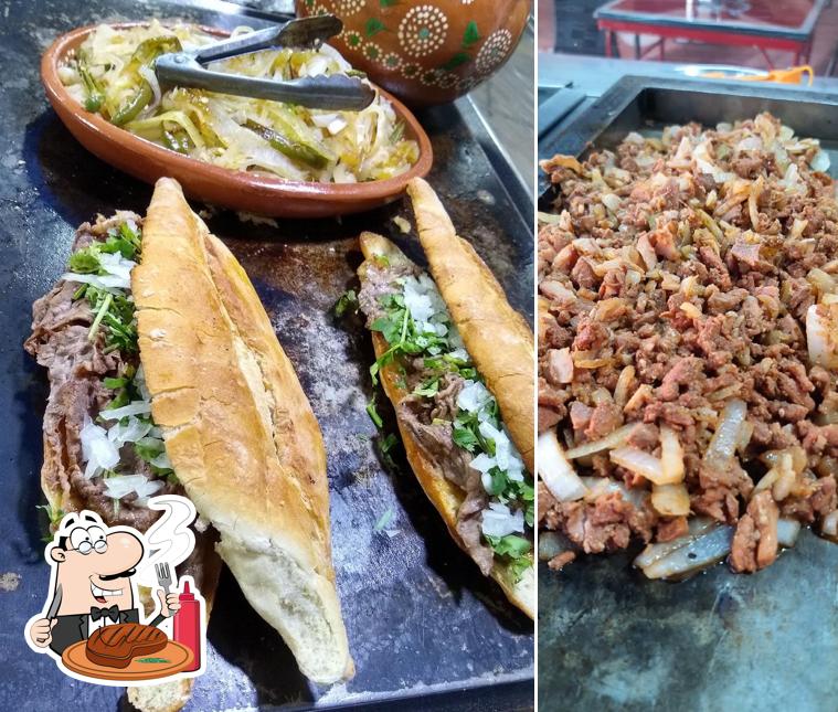 Order meat dishes at Tacos de bisteck con papa "EL CHAPARRÍTO"