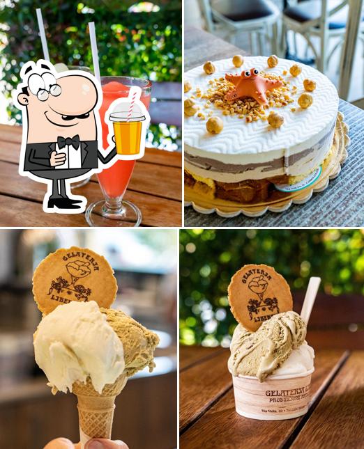 Goditi qualcosa da bere a Gelateria Liberty Garden