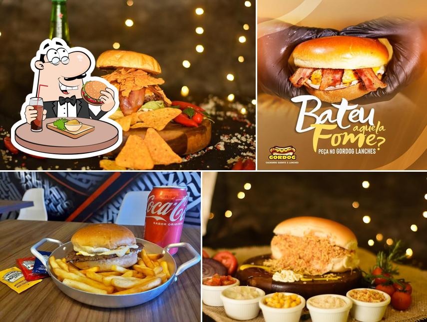 Delicie-se com um hambúrguer no Gordog Burger & Beer