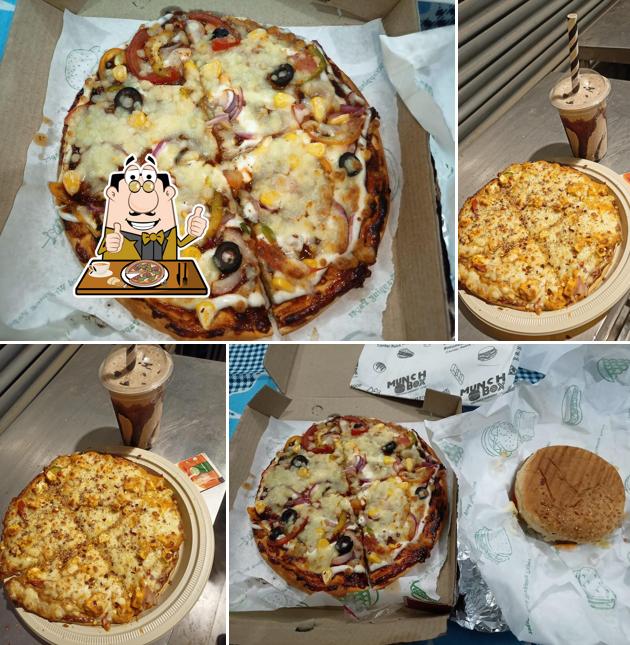 Try out pizza at Munch Box