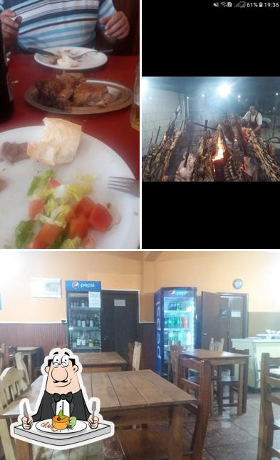 Estas son las imágenes donde puedes ver comida y interior en RICA MAR