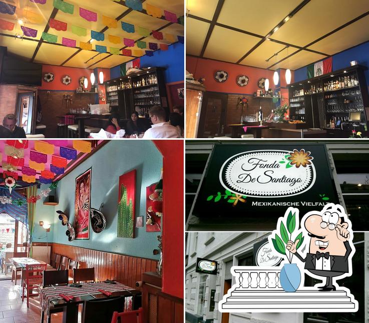 La photo de la extérieur et comptoir de bar concernant Fonda de Santiago Taqueria