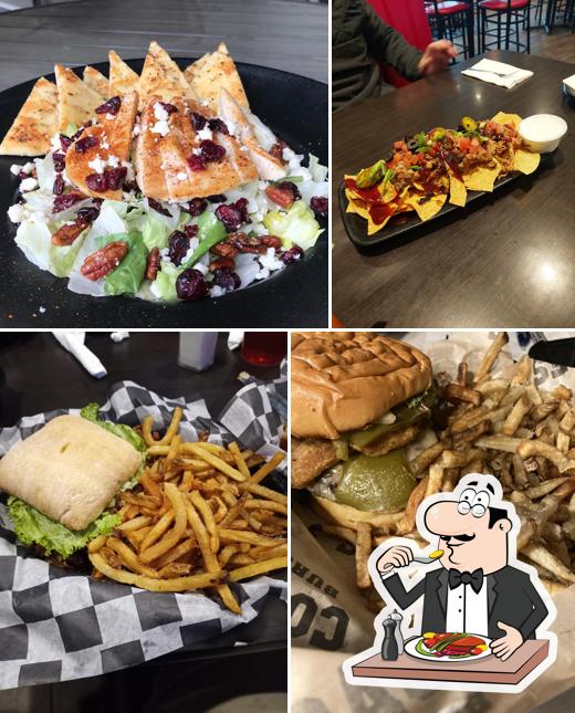 Coaches Burger Bar in East Liverpool Restaurant reviews