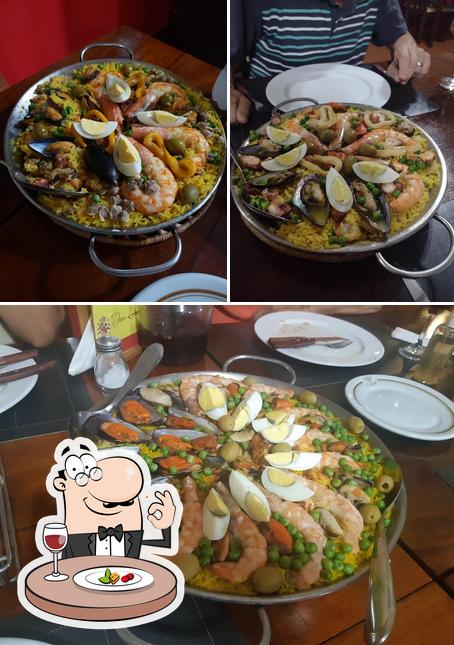 Comida em Don León Monte Aprazível