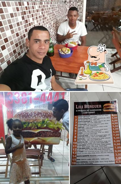 Esta é a ilustração mostrando comida e interior no Lili Burguer