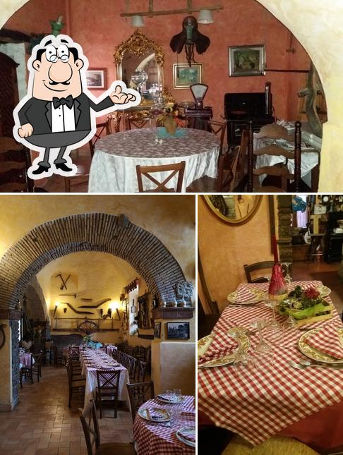 Dai un'occhiata agli interni di Ristorante Vecchio Montano