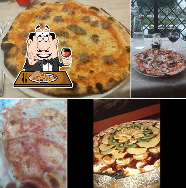 Prenditi una pizza a Pizzeria Ristorante da Jano - Cuccurano