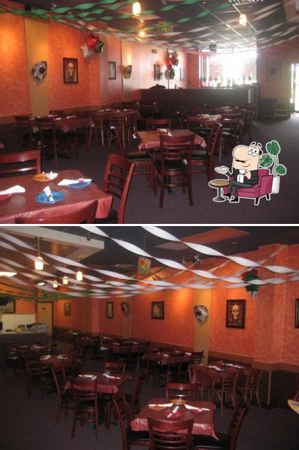 Check out how El Cactus looks inside