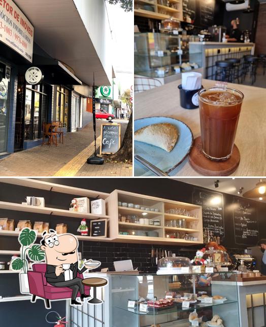 O interior do Coffee Time