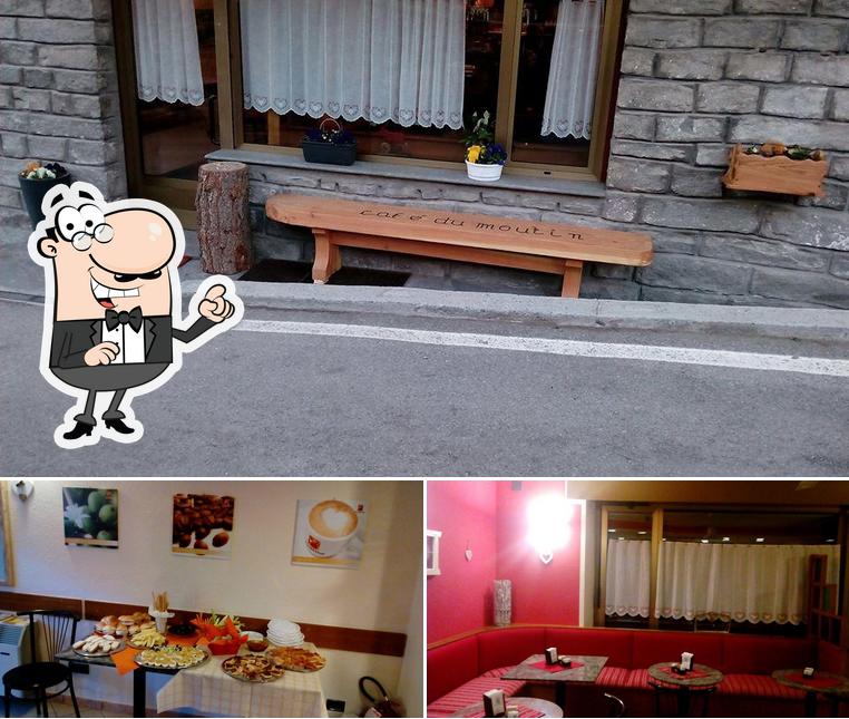 Siediti a un tavolo di Cafe du moulin Valpelline