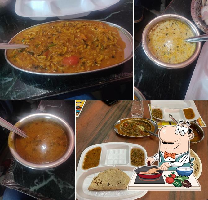 Navkar restaurant (Sawariya Seth Temple)