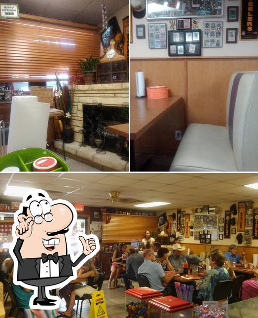 Whitewater Pizza Parlor in Whitewater Restaurant reviews