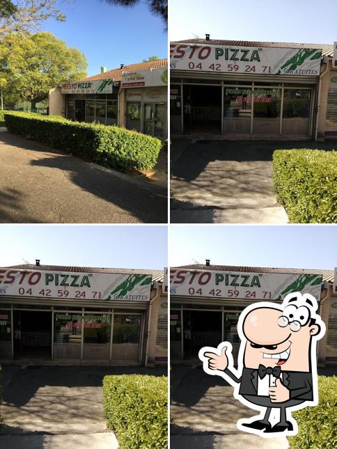 Voir cette photo de Presto Pizza