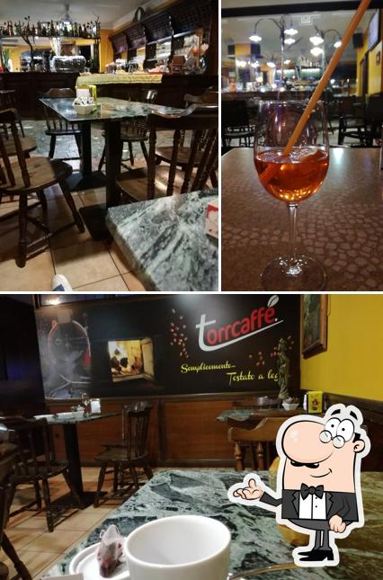 Gli interni di BAR BOTTEGHE DI XU SHUNLONG