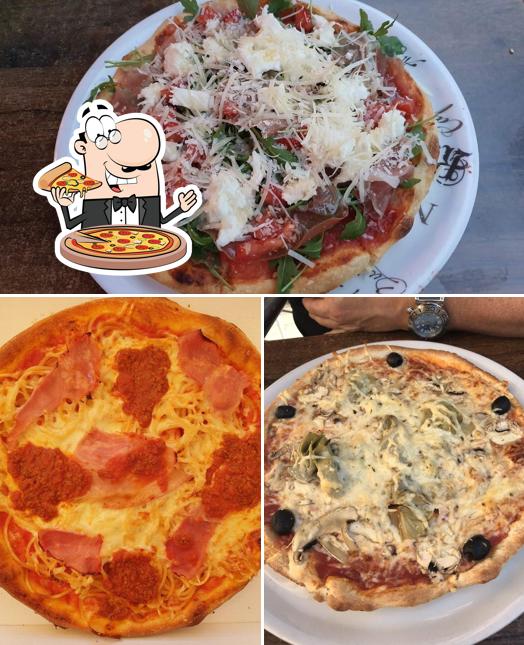 Попробуйте пиццу в "Salerno Pizzeria e Ristorante"