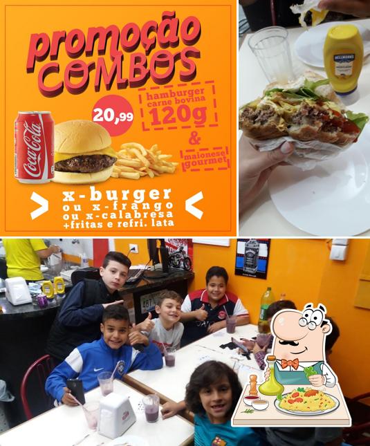 The image of Basilios Burger Vila das Merces’s food and interior