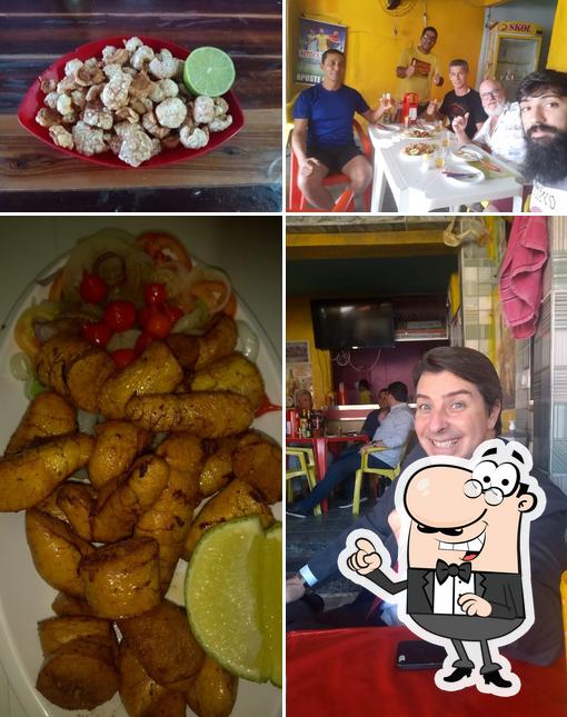 Nado's Bar