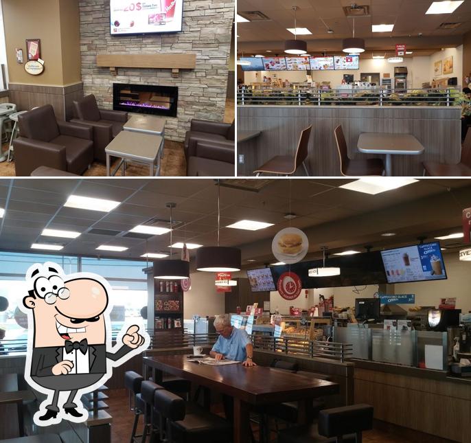 L'intérieur de Tim Hortons