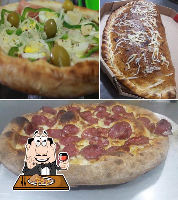 Experimente pizza no Pizzaria BARREIRO