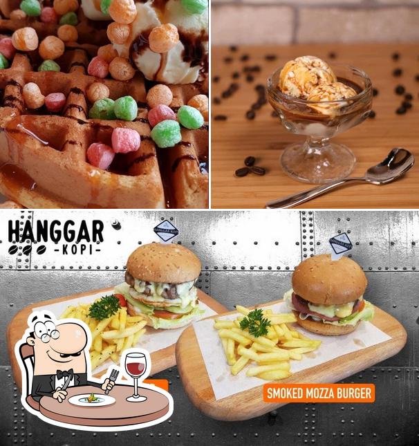 Hanggar kopi Margonda cafe, Depok, JRJM+WF3