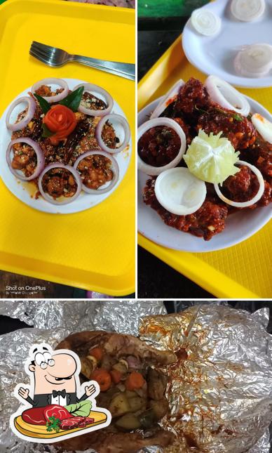 Order meat dishes at CZENS