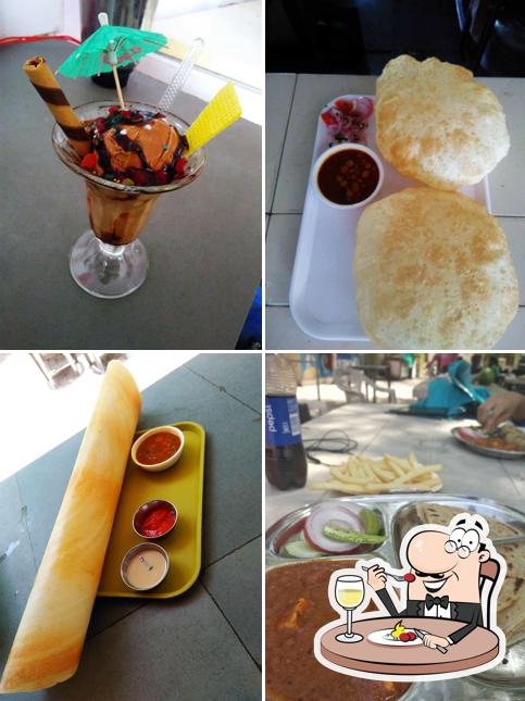Food at Fun N Frolic
