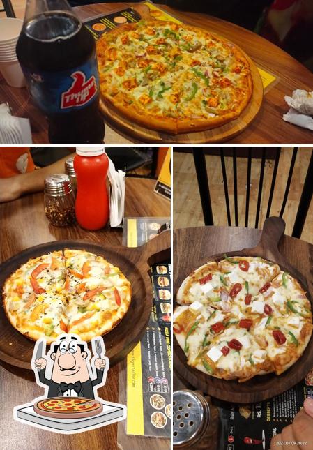 Order pizza at The Pizza Home