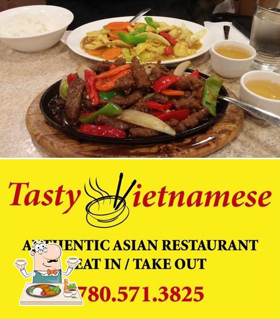 Еда в "Tasty Vietnamese Restaurant"