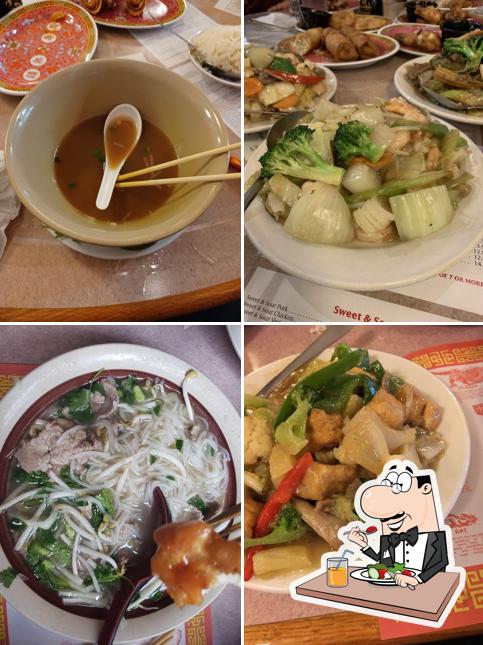 Food at Taste of Saigon
