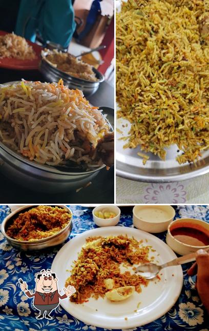 Food at Welcome Food Zone