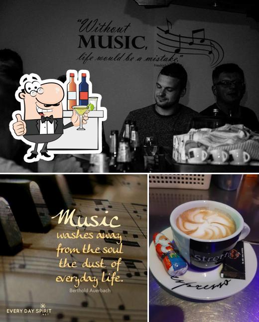 Voici une photo de Caffe Bar MUSIC