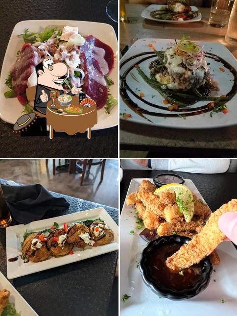 Seasons Innovative Bar & Grille, 11605 Parkside Dr in Knoxville