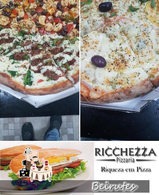 Platos en PIZZARIA RICCHEZZA