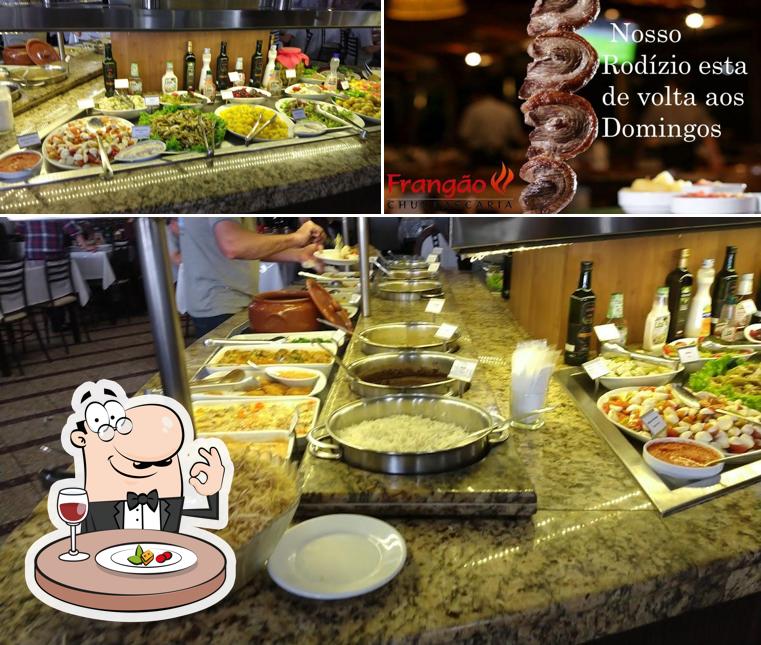 Comida em Frangão Churrascaria