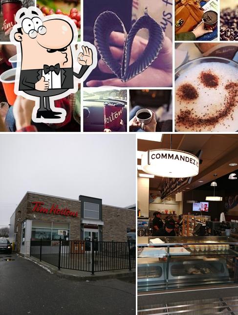 Regarder la photo de Tim Hortons - Temporarily Closed