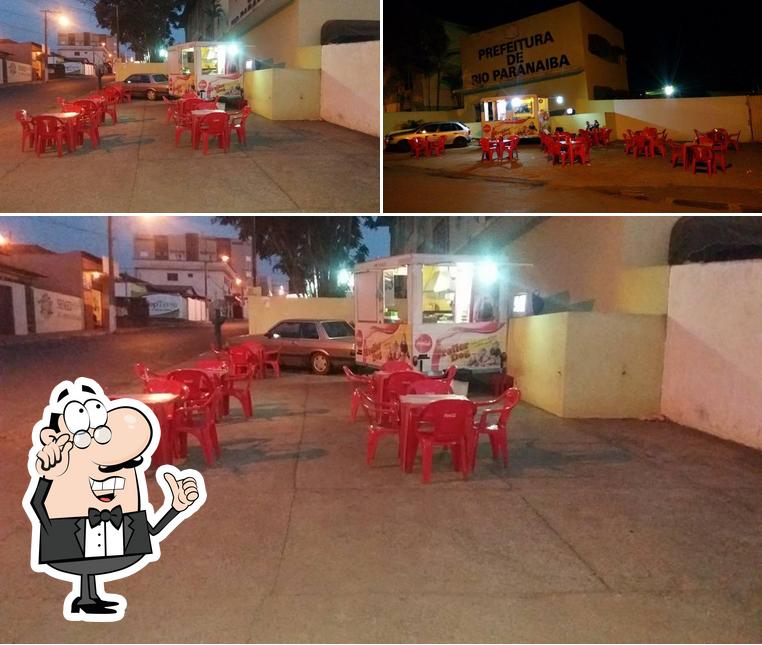 O interior do Trailer dog lanches