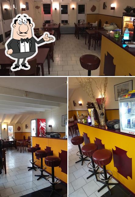 L'intérieur de Al Mare Pizzeria & Grillroom